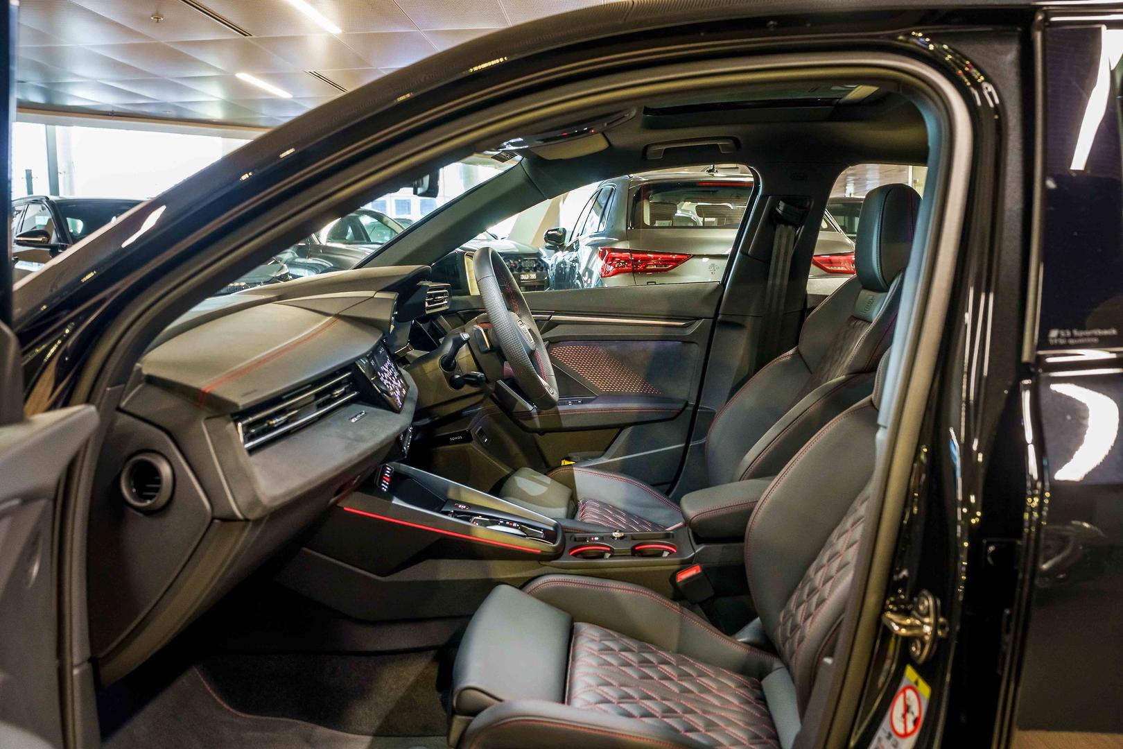 2025 AUDI S3 8Y MY24 2.0 TFSI QUATTRO 7 SP AUTO S-TRONIC 4D SPORTBACK