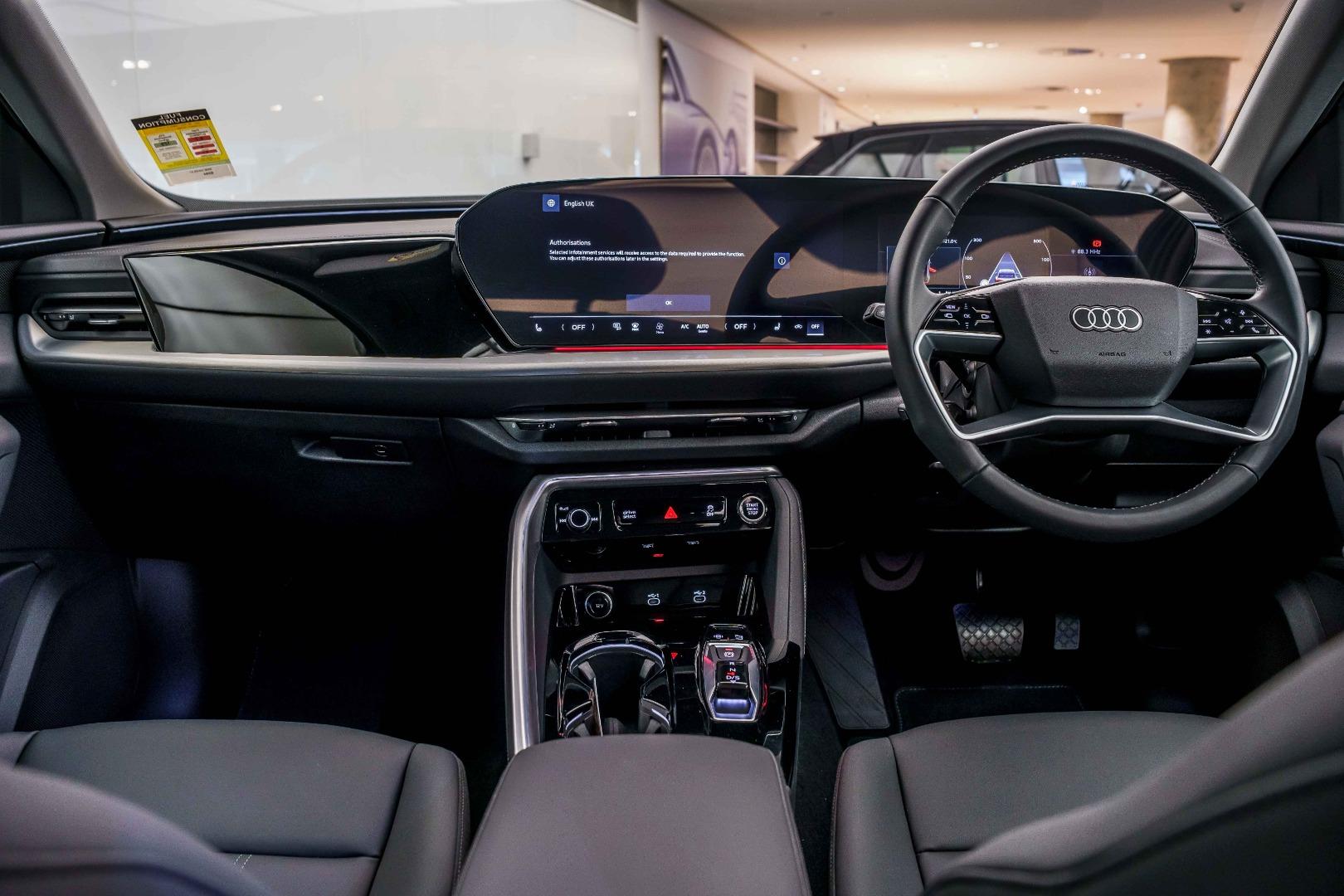 2025 AUDI Q5 GU MY25 TFSI 150kW 7 SP AUTO S-TRONIC 4D SPORTBACK