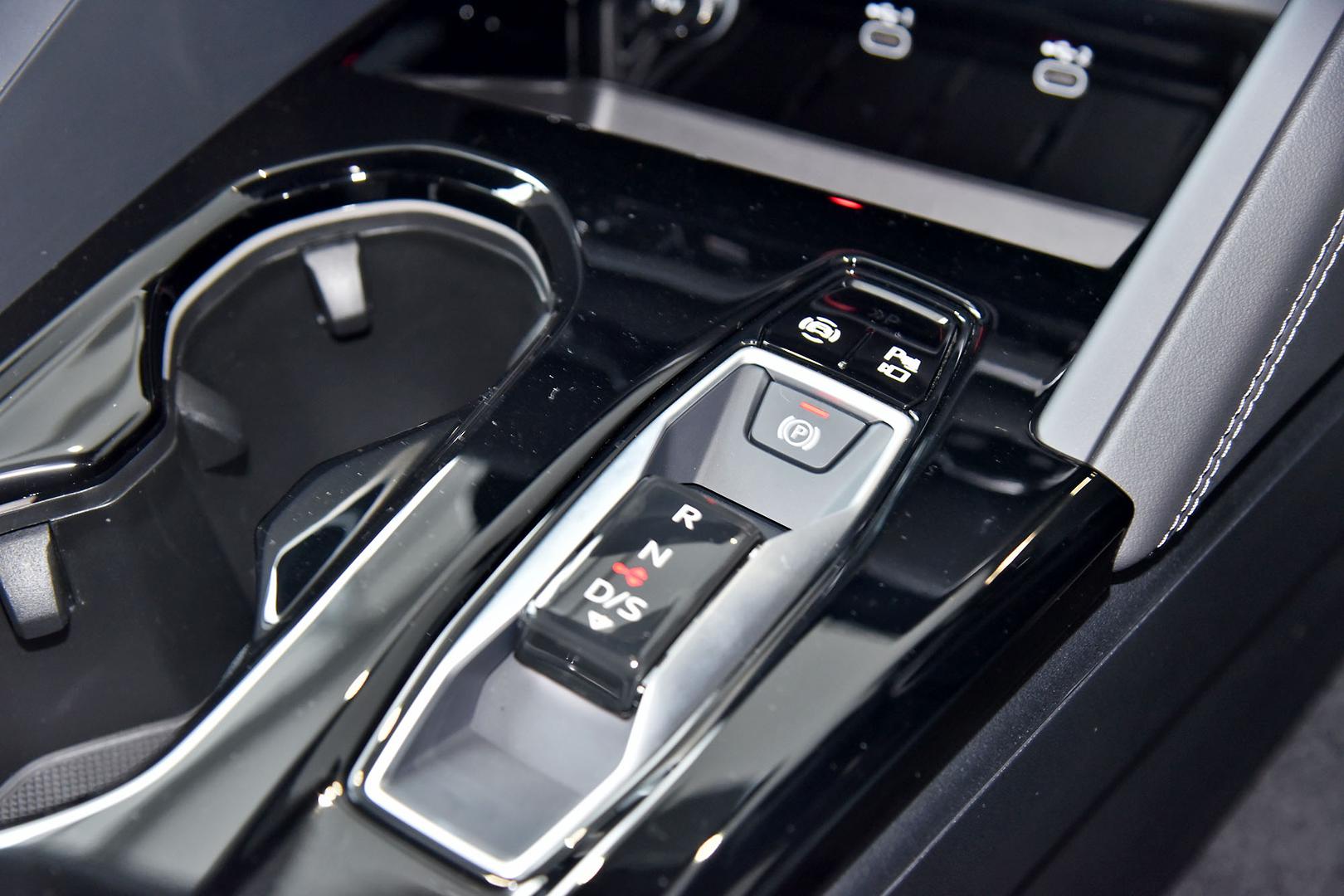 2025 AUDI Q5 FY-GU MY25 TDI QUATTRO SPORT 150kW 7 SP AUTO S-TRONIC 4D WAGON