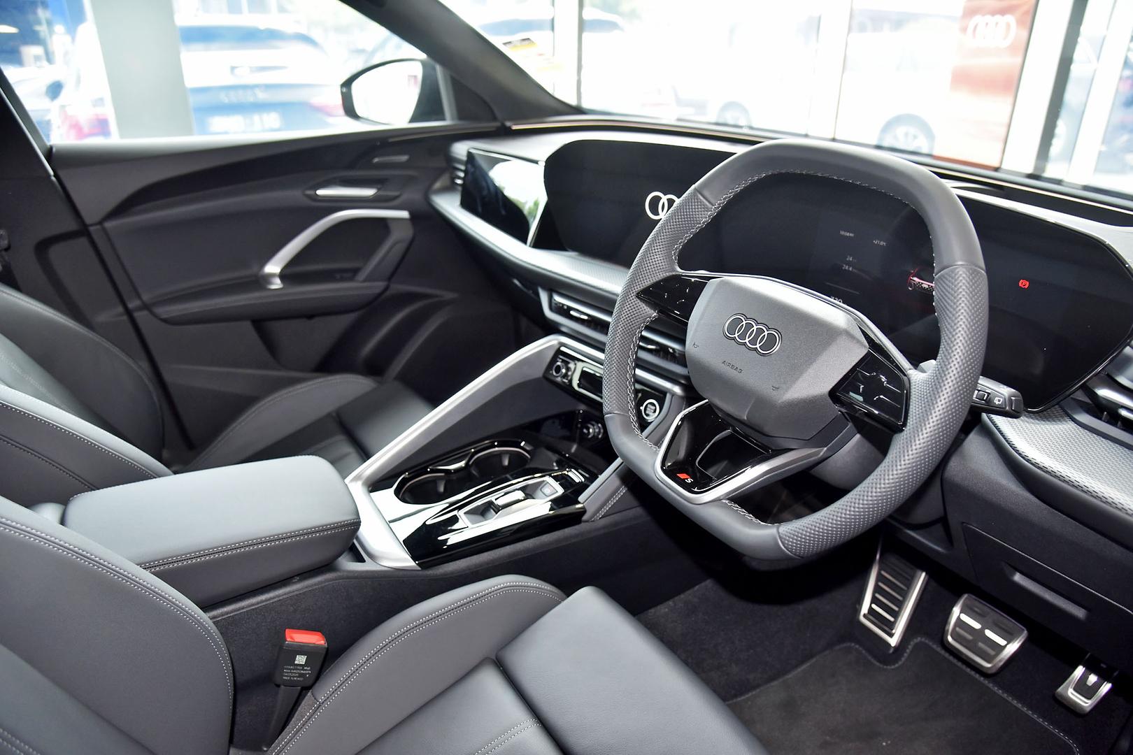 2025 AUDI Q5 FY-GU MY25 TDI QUATTRO SPORT 150kW 7 SP AUTO S-TRONIC 4D WAGON