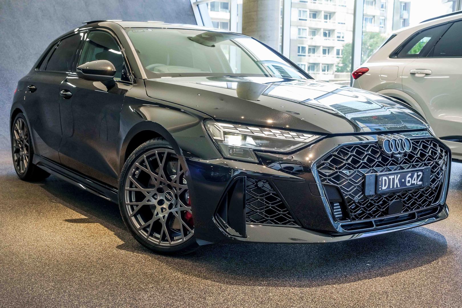 2025 AUDI RS 3 8Y MY24 2.5 TFSI S TRONIC 7 SP AUTO S-TRONIC 4D SPORTBACK