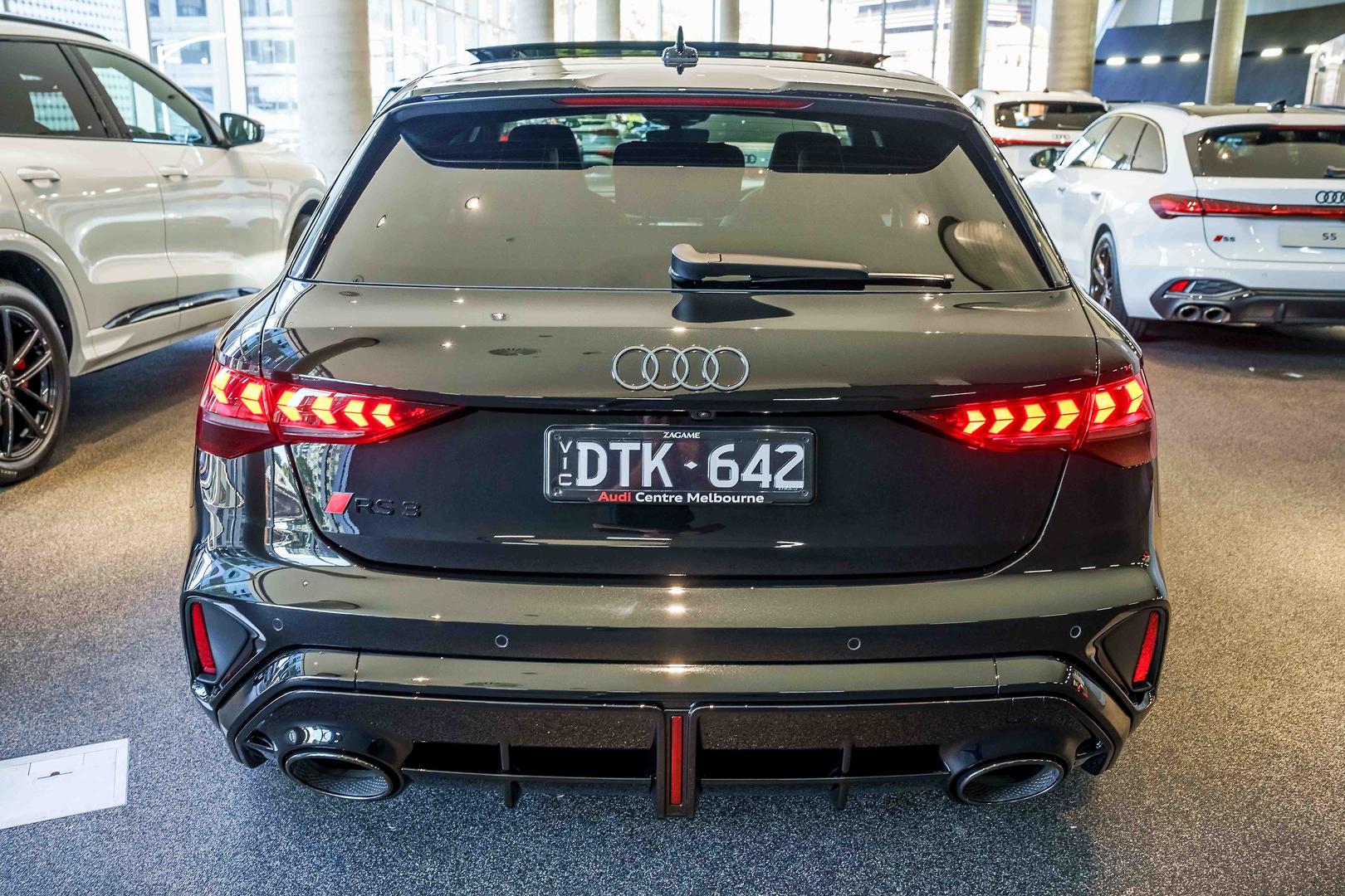 2025 AUDI RS 3 8Y MY24 2.5 TFSI S TRONIC 7 SP AUTO S-TRONIC 4D SPORTBACK