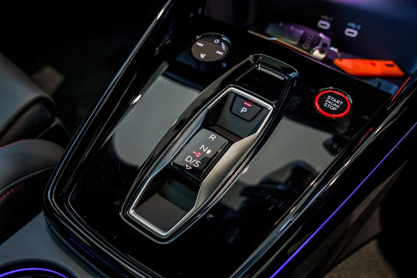 2025 AUDI RS 3 8Y MY24 2.5 TFSI S TRONIC 7 SP AUTO S-TRONIC 4D SPORTBACK