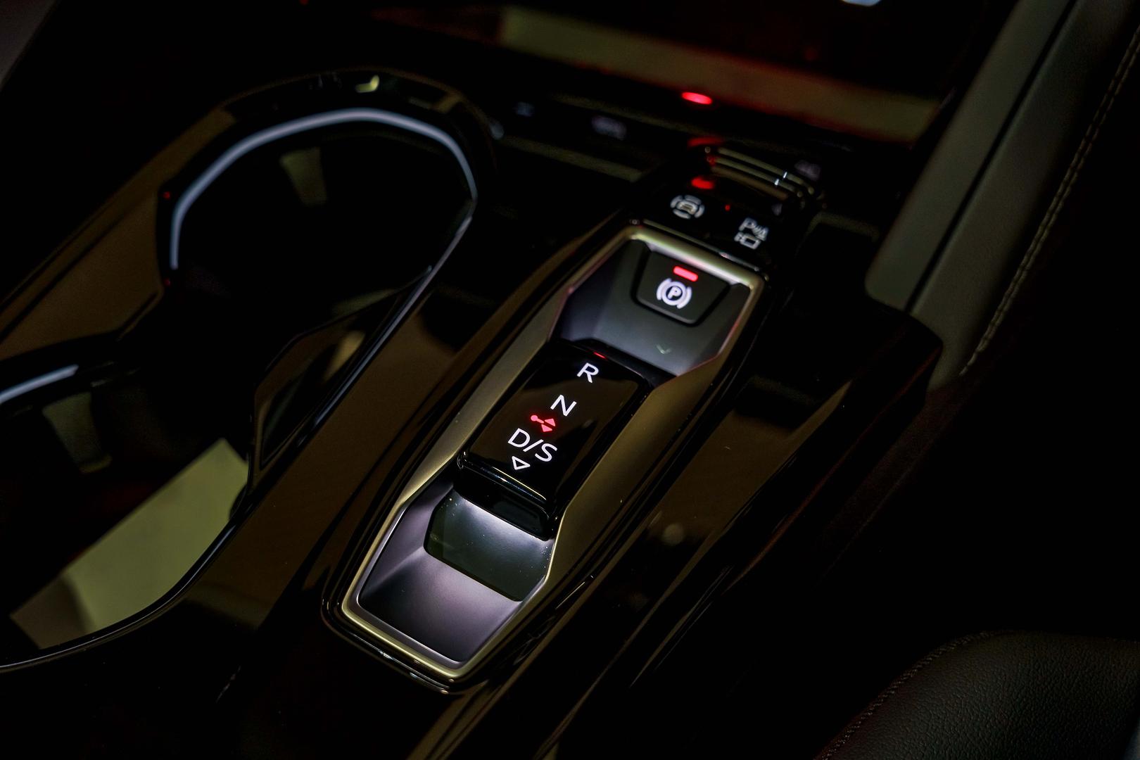 2025 AUDI Q5 FY-GU MY25 TFSI 150kW 7 SP AUTO S-TRONIC 4D WAGON