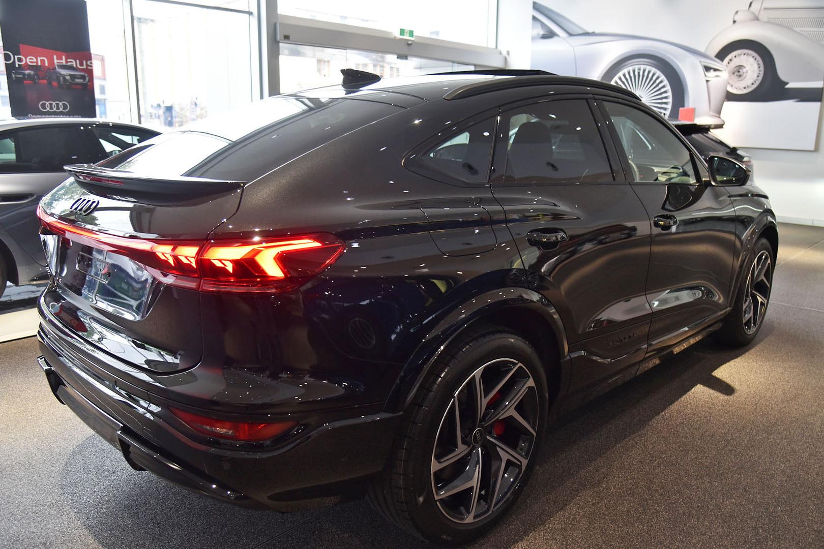 2025 AUDI SQ6 MY25 e-tron 1 SP AUTOMATIC 5D WAGON