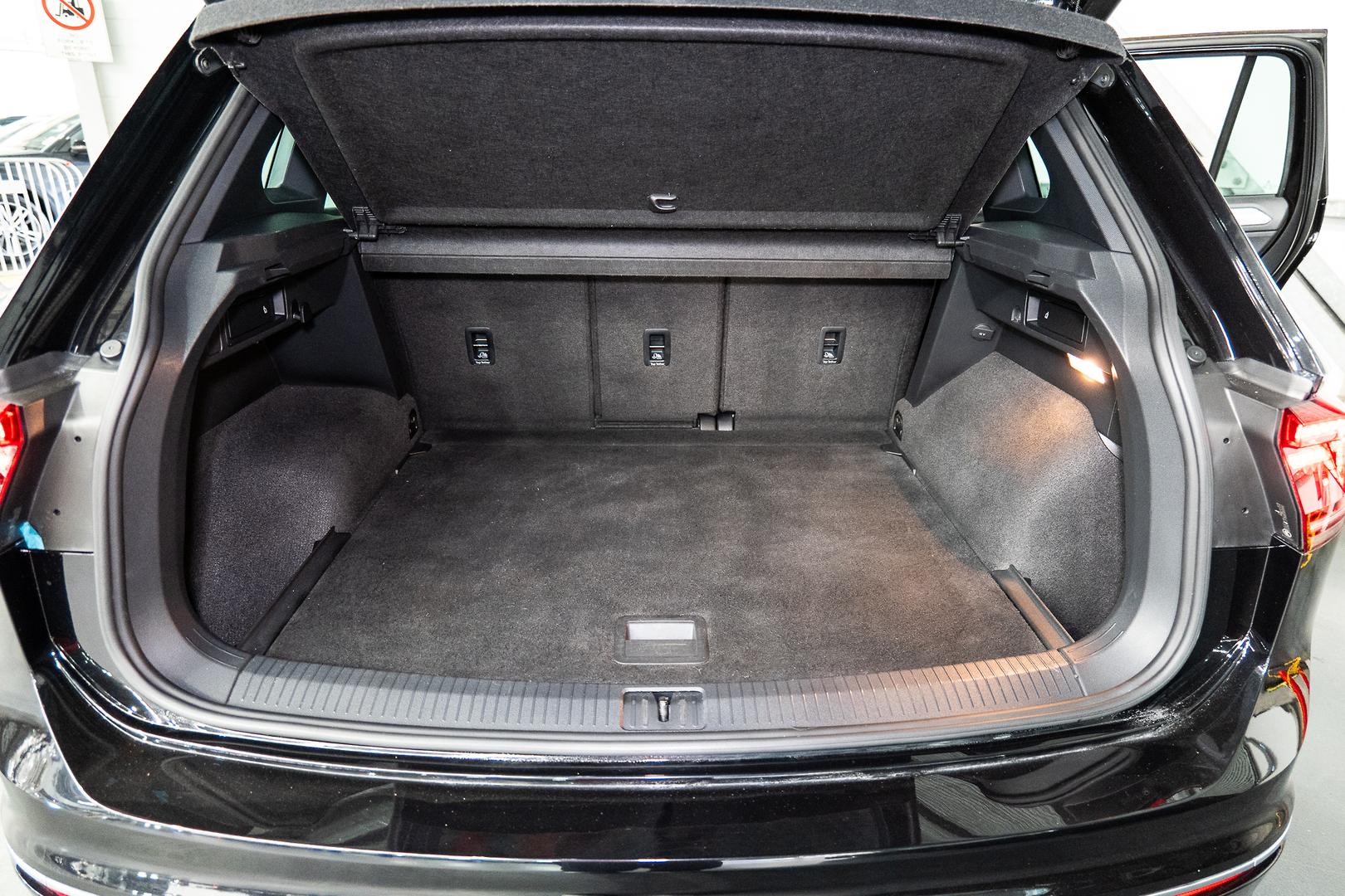 2018 VOLKSWAGEN TIGUAN 5NA MY18 162 TSI HIGHLINE 7 SP AUTO DIRECT SHIFT 4D WAGON