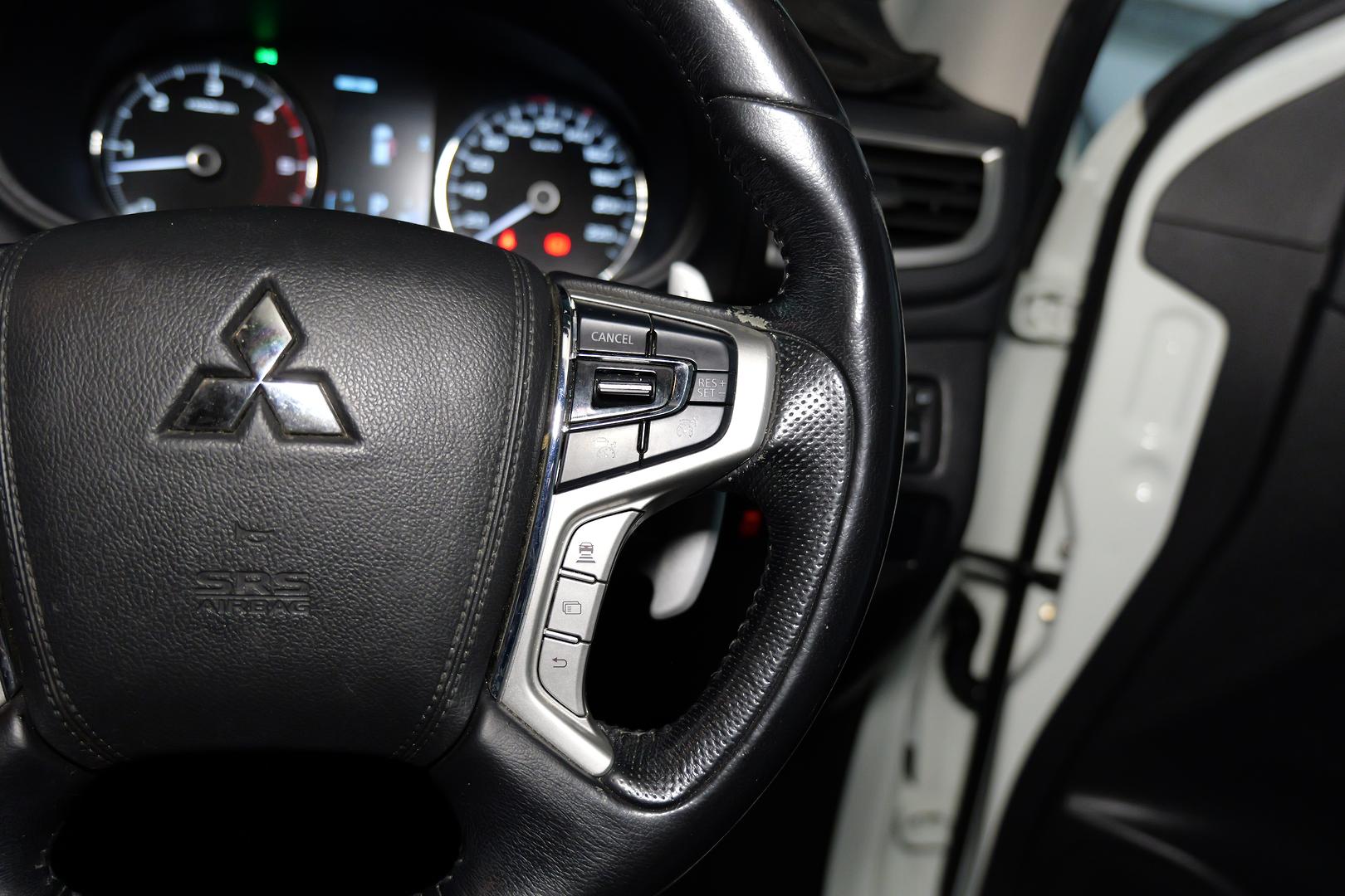 2017 MITSUBISHI PAJERO SPORT MY16 EXCEED (4x4) 7 SEAT 8 SP AUTOMATIC 4D WAGON