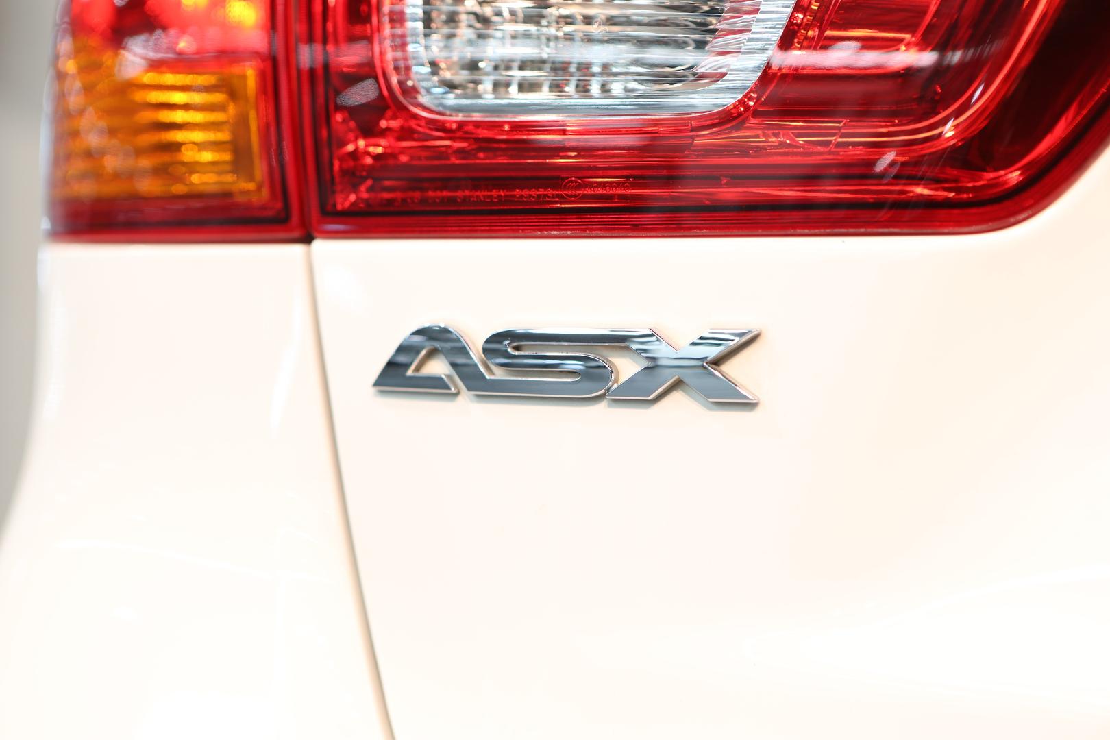 2017 MITSUBISHI ASX XC MY17 LS (2WD) CONTINUOUS VARIABLE 4D WAGON