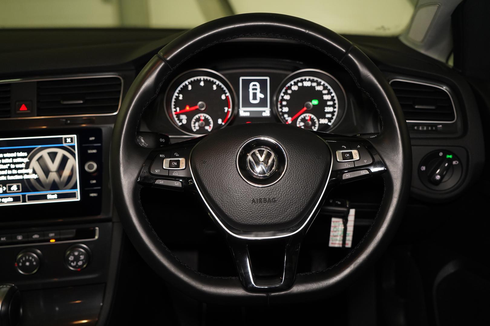 2018 VOLKSWAGEN GOLF AU MY18 110 TSI TRENDLINE 7 SP AUTO DIRECT SHIFT 4D WAGON