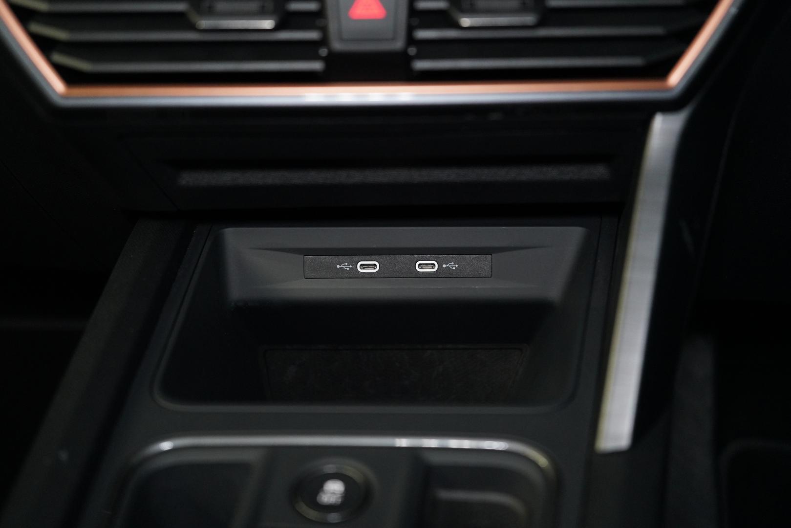 2024 CUPRA FORMENTOR KM MY24 VZx 7 SP AUTO DIRECT SHIFT 4D WAGON