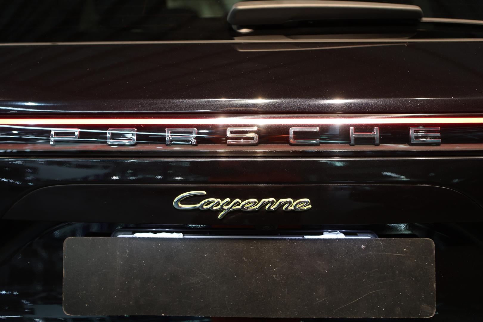 2020 PORSCHE CAYENNE 9YA MY21 E-HYBRID 8 SP AUTO TIPTRONIC S 4D WAGON
