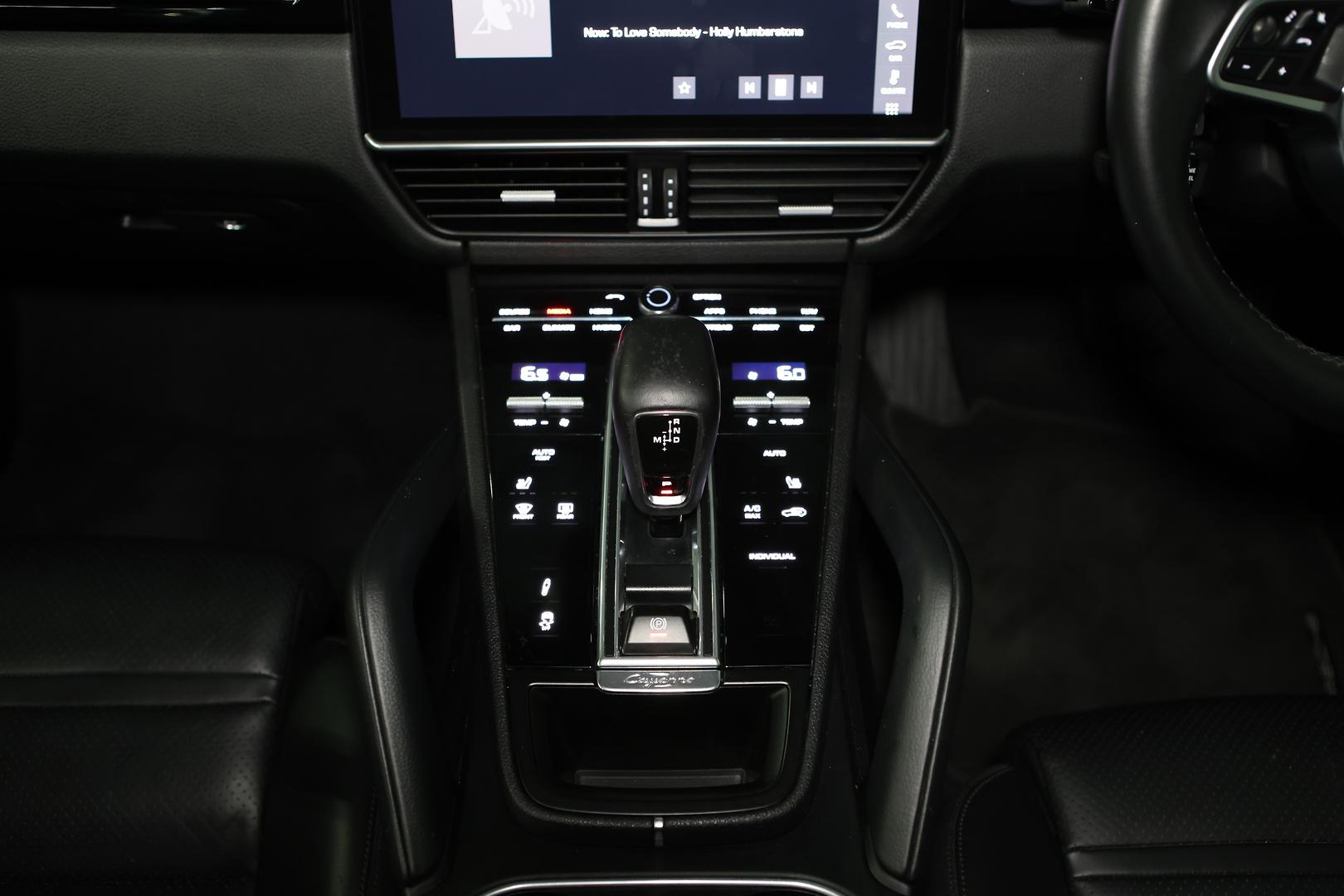 2020 PORSCHE CAYENNE 9YA MY21 E-HYBRID 8 SP AUTO TIPTRONIC S 4D WAGON