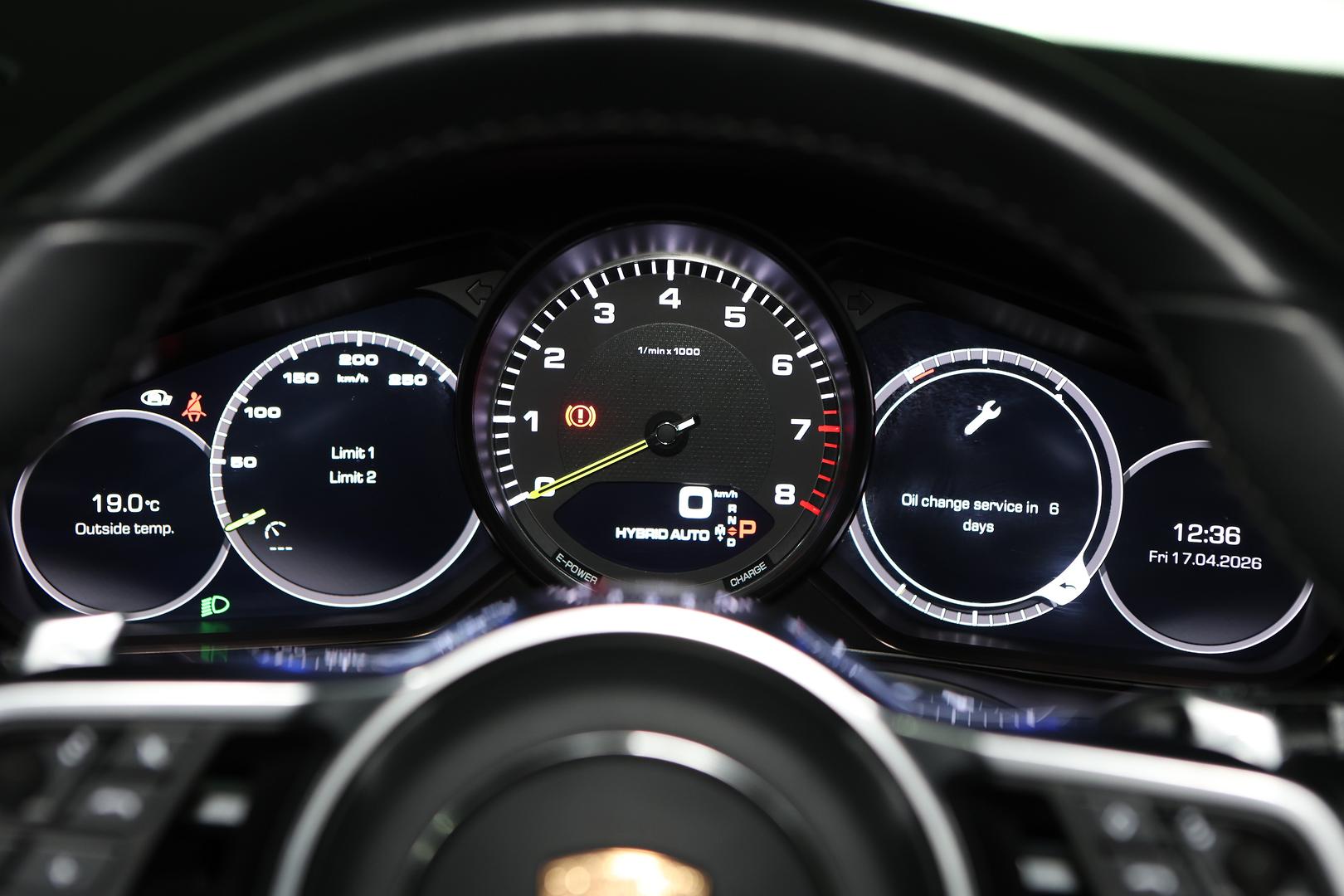 2020 PORSCHE CAYENNE 9YA MY21 E-HYBRID 8 SP AUTO TIPTRONIC S 4D WAGON