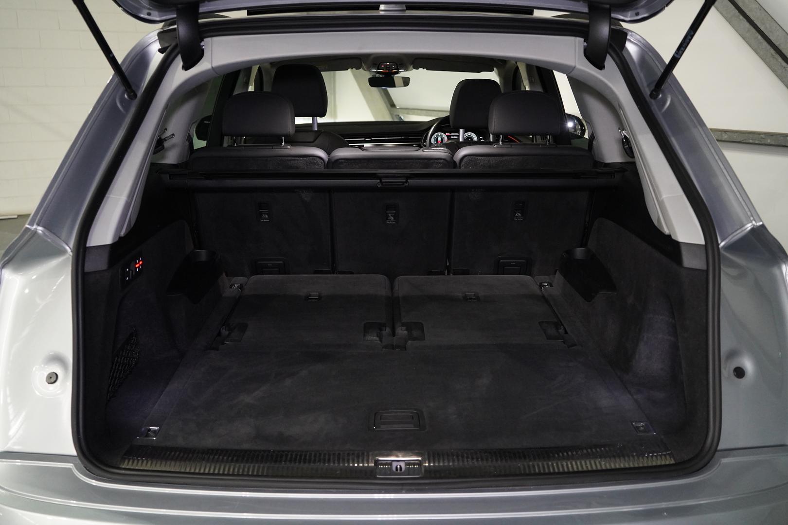 2021 AUDI Q7 4M MY21 45 TDI QUATTRO MHEV 8 SP AUTOMATIC TIPTRONIC 4D WAGON