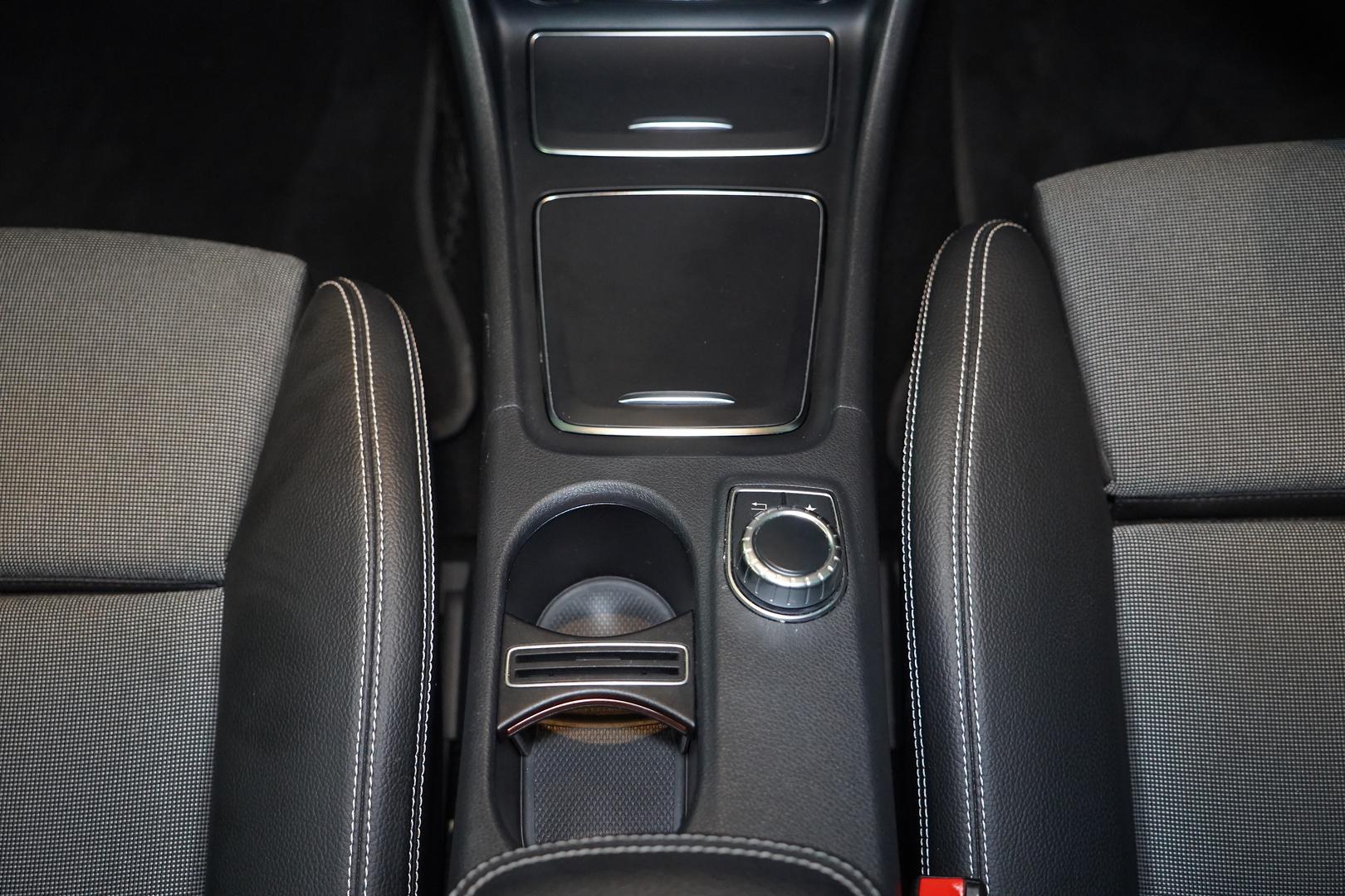 2017 MERCEDES-BENZ A180 176 MY17 7 SP AUTOMATIC 5D HATCHBACK