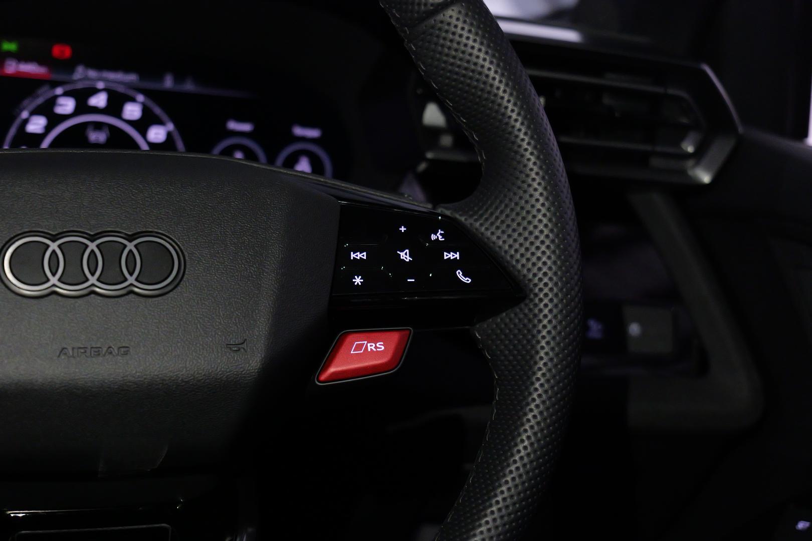 2025 AUDI RS 3 8Y MY25 2.5 TFSI S TRONIC 7 SP AUTO S-TRONIC 4D SEDAN