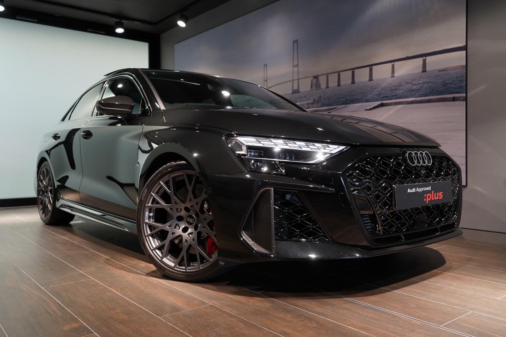 2025 AUDI RS 3 8Y MY25 2.5 TFSI S TRONIC 7 SP AUTO S-TRONIC 4D SEDAN