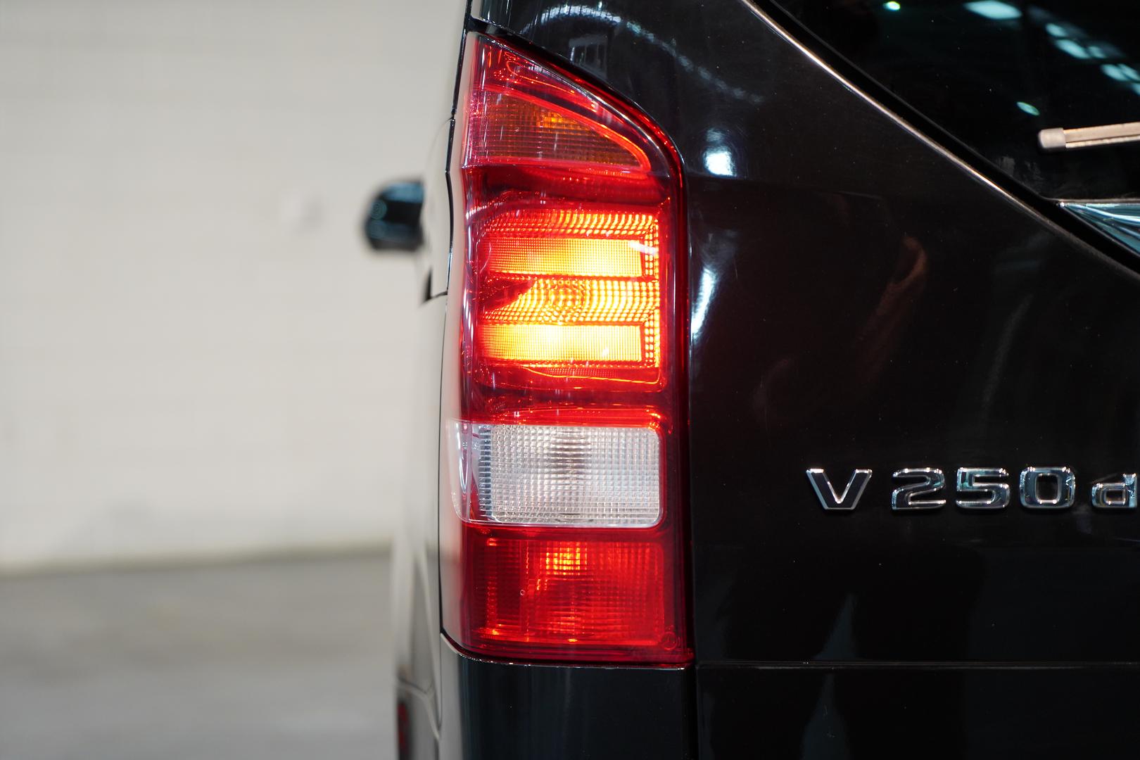 2022 MERCEDES-BENZ V 447 MY21 250 d AVANTGARDE MWB 7 SP AUTOMATIC G-TRONIC 5D WAGON