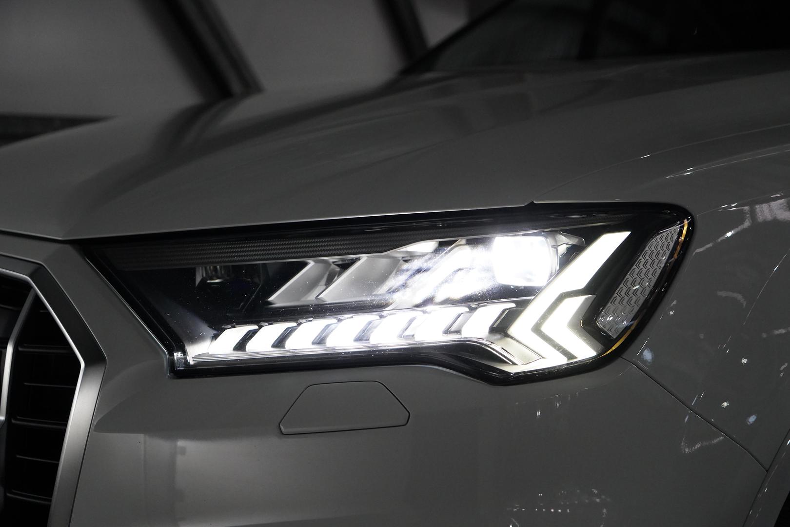 2021 AUDI Q7 4M MY21 50 TDI QUATTRO MHEV 8 SP AUTOMATIC TIPTRONIC 4D WAGON