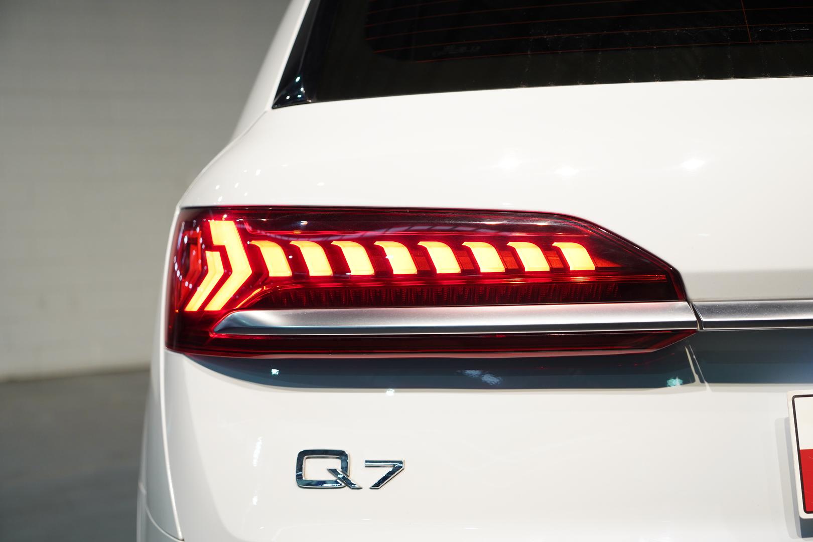 2021 AUDI Q7 4M MY21 50 TDI QUATTRO MHEV 8 SP AUTOMATIC TIPTRONIC 4D WAGON