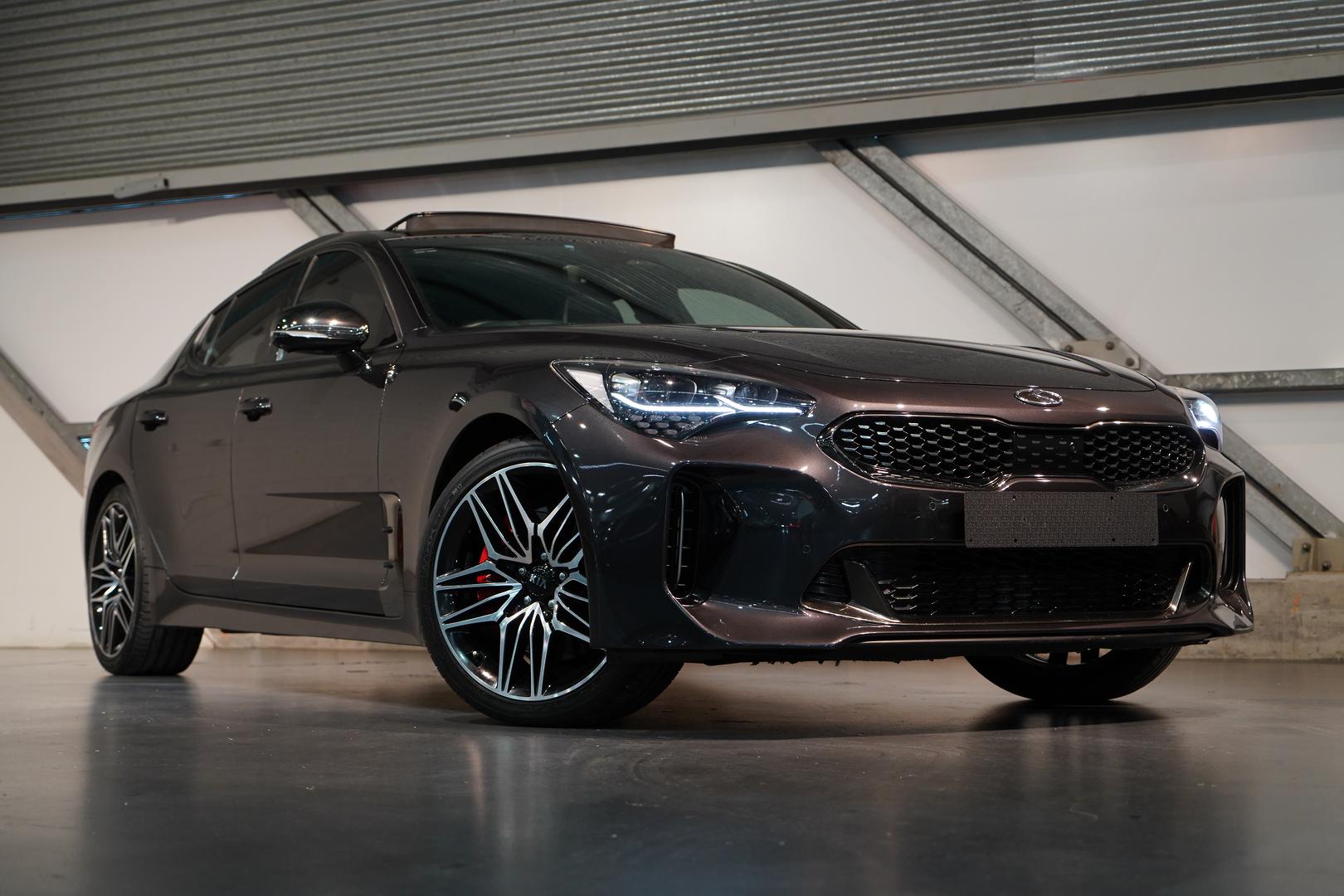 2020 KIA STINGER CK MY20 GT (BLACK LEATHER) 8 SP AUTOMATIC 4D SEDAN