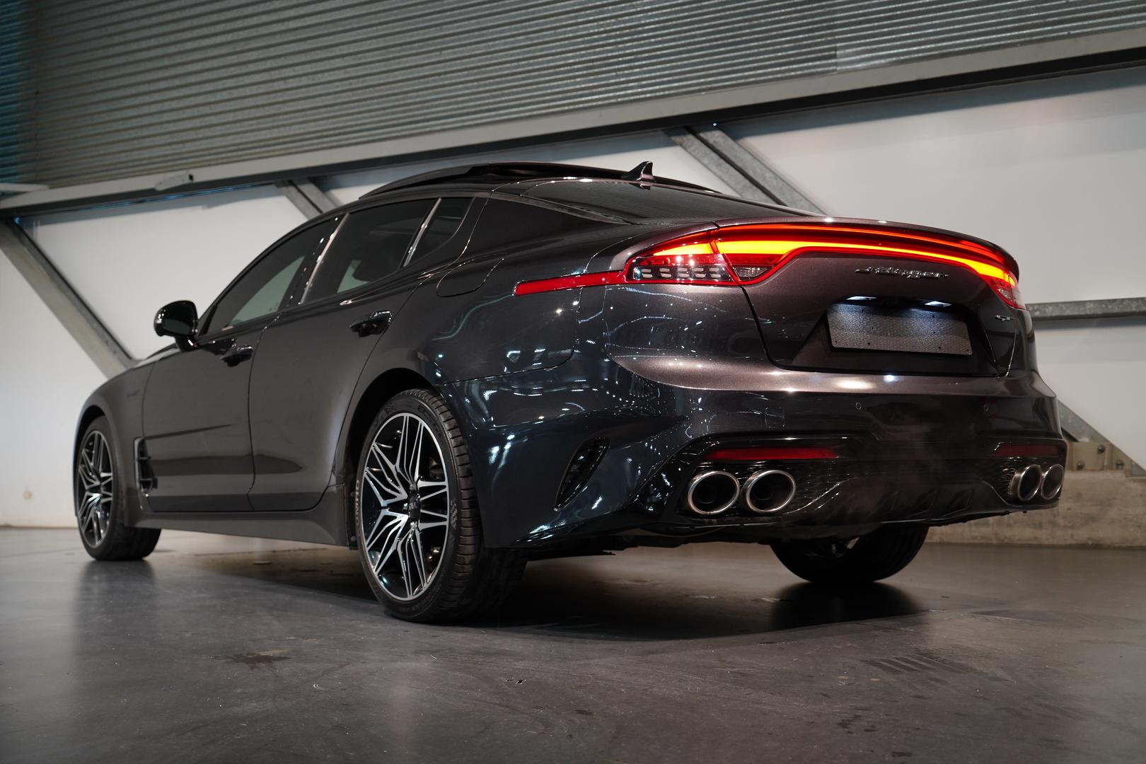 2020 KIA STINGER CK MY20 GT (BLACK LEATHER) 8 SP AUTOMATIC 4D SEDAN