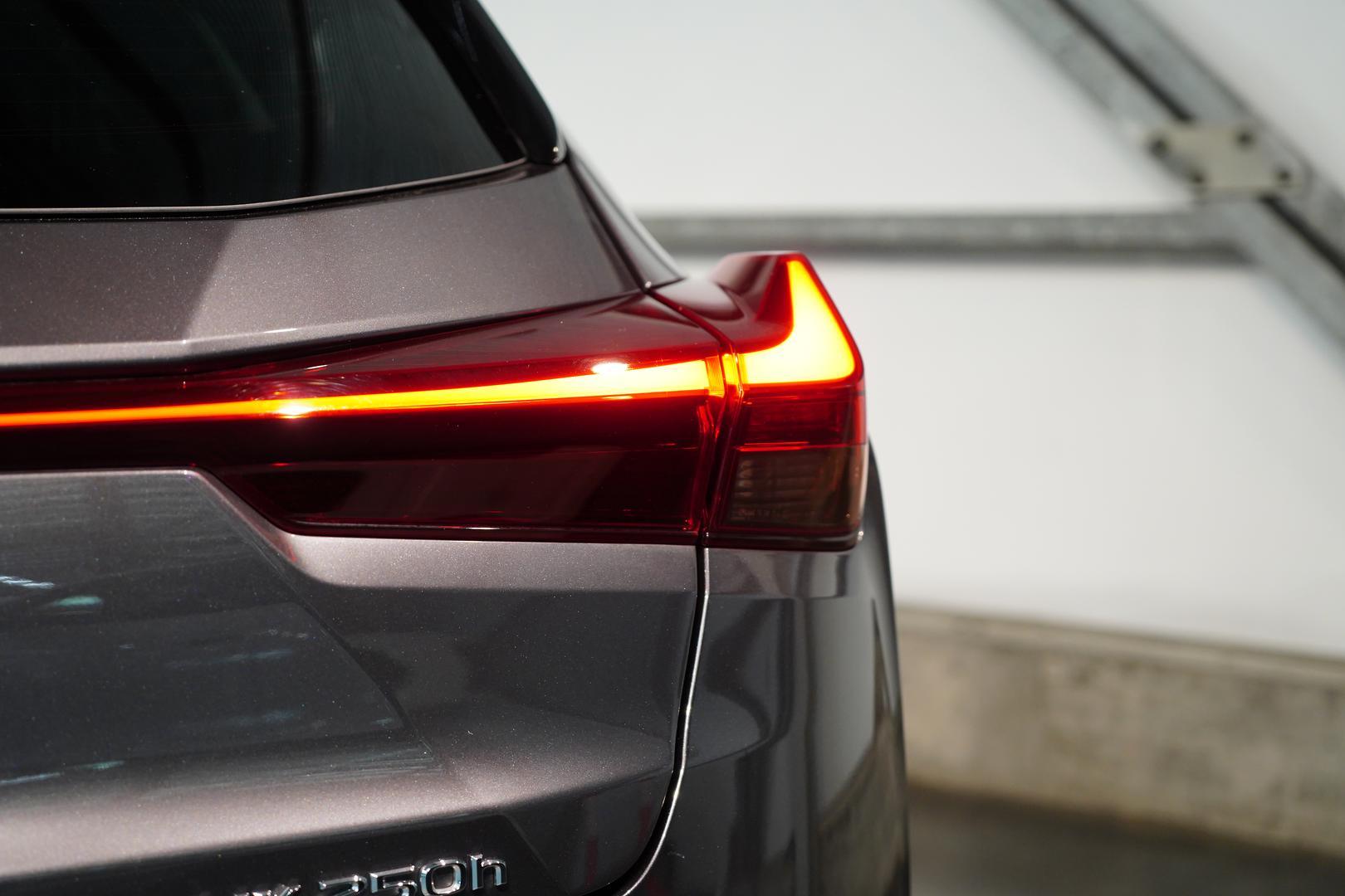 2023 LEXUS UX250h MZAH10R SPORTS LUXURY HYBRID ELECTRONIC CVT 4D WAGON