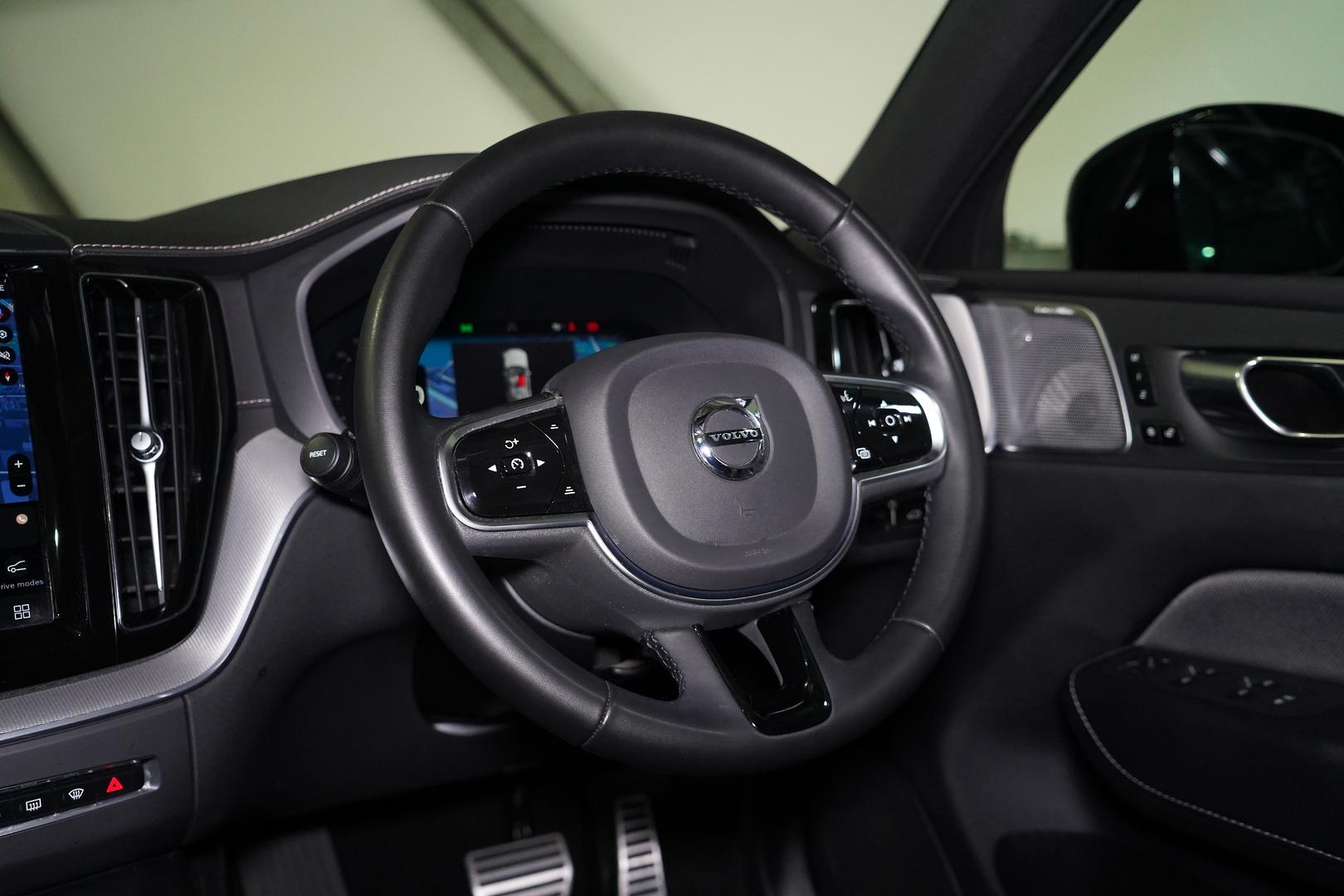 2022 VOLVO XC60 256 MY22 RECHARGE PHEV 8 SP AUTOMATIC 4D WAGON