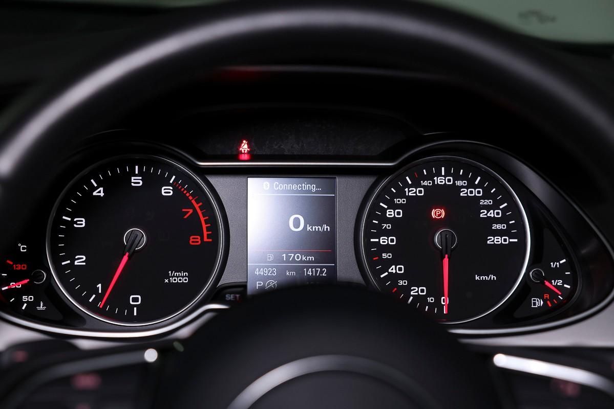 2014 AUDI A4 B8 (8K) MY14 2.0 TFSI AMBITION QUATTRO 7 SP AUTO DIRECT SHIFT 4D SEDAN