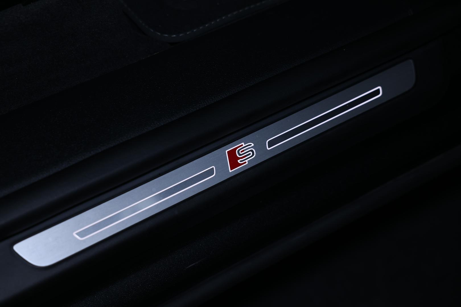 2022 AUDI Q8 4M MY23 55 TFSI QUATTRO S LINE MHEV 8 SP AUTOMATIC TIPTRONIC 4D WAGON