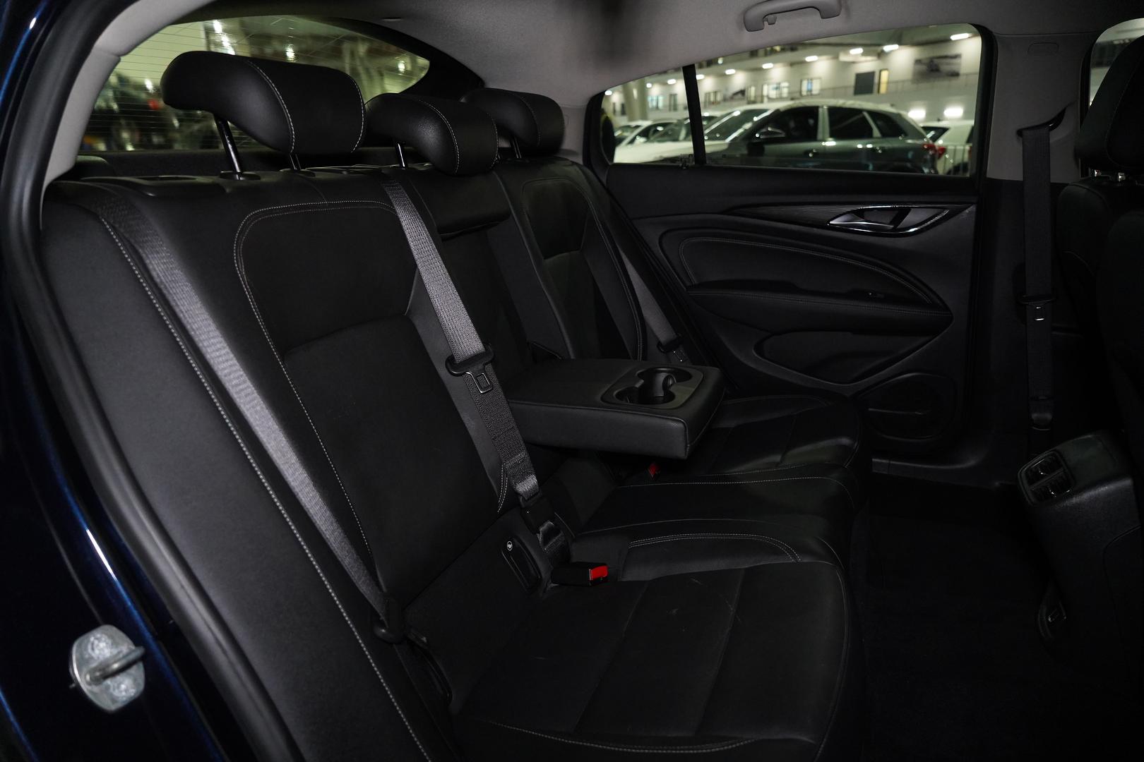 2018 HOLDEN CALAIS ZB 8 SP AUTOMATIC 5D LIFTBACK