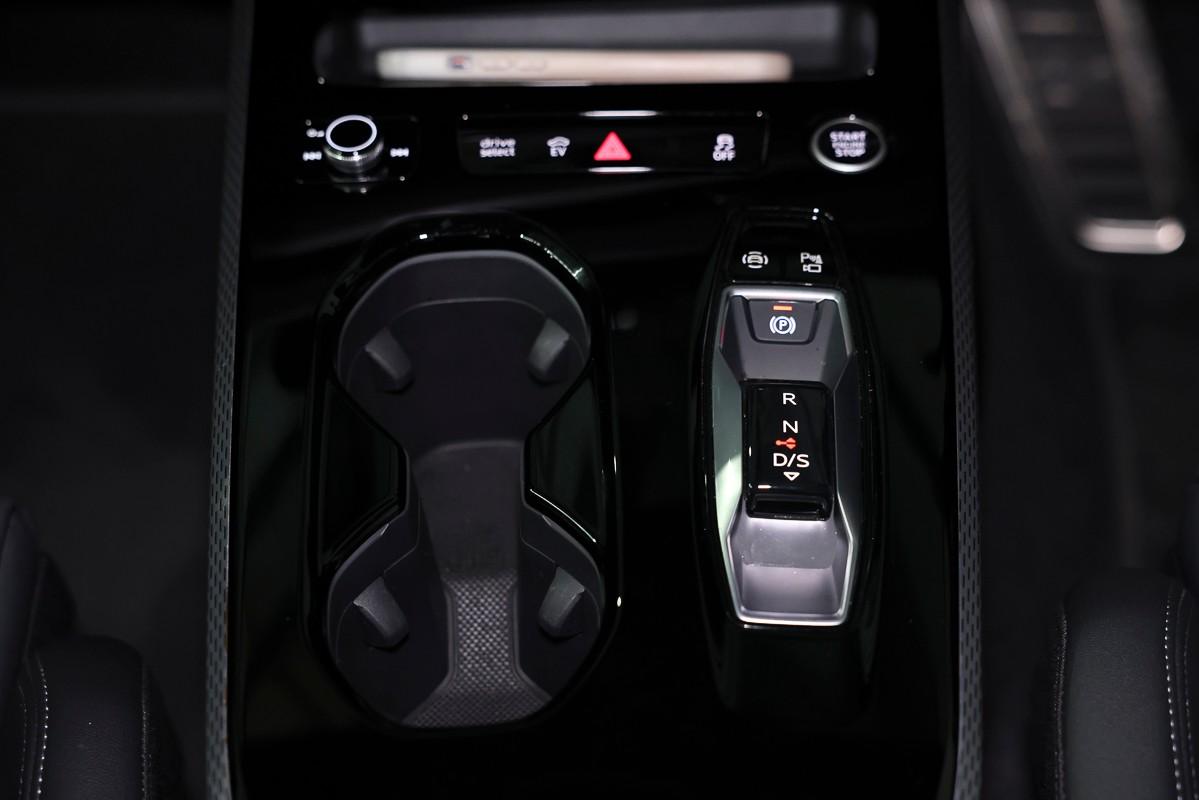 2025 AUDI A5 FU MY25 TFSI S LINE e-HYBRID 7SP AUTO S-TRONIC DUAL CL 4D SEDAN