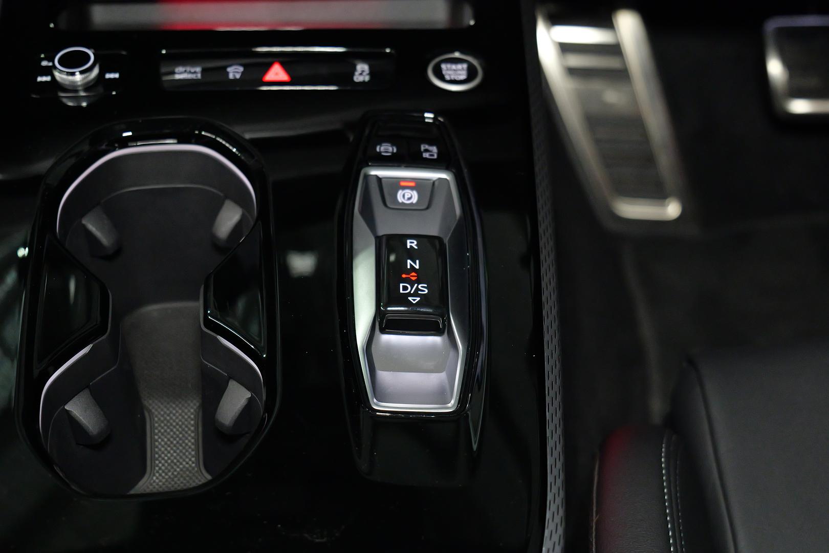 2025 AUDI A5 B10 E-HYBRID S-LINE AUTOMATIC 4D HATCHBACK