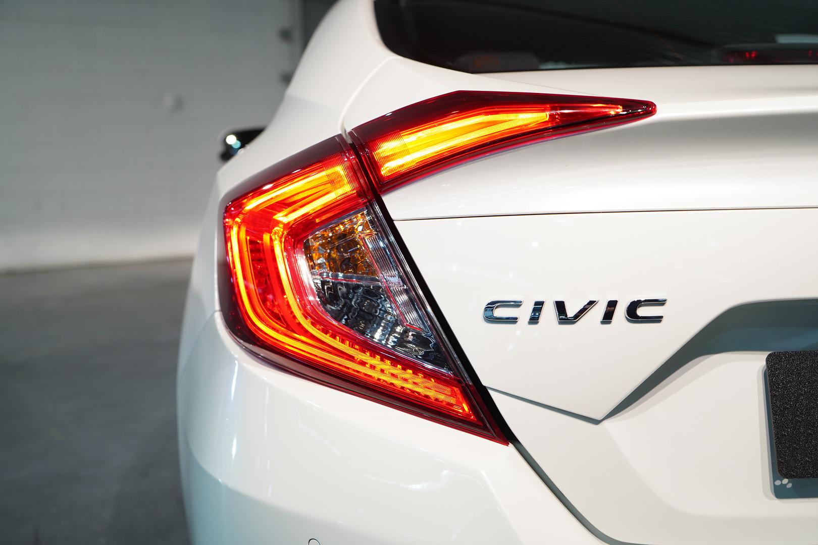 2017 HONDA CIVIC MY16 VTi-S CONTINUOUS VARIABLE 4D SEDAN