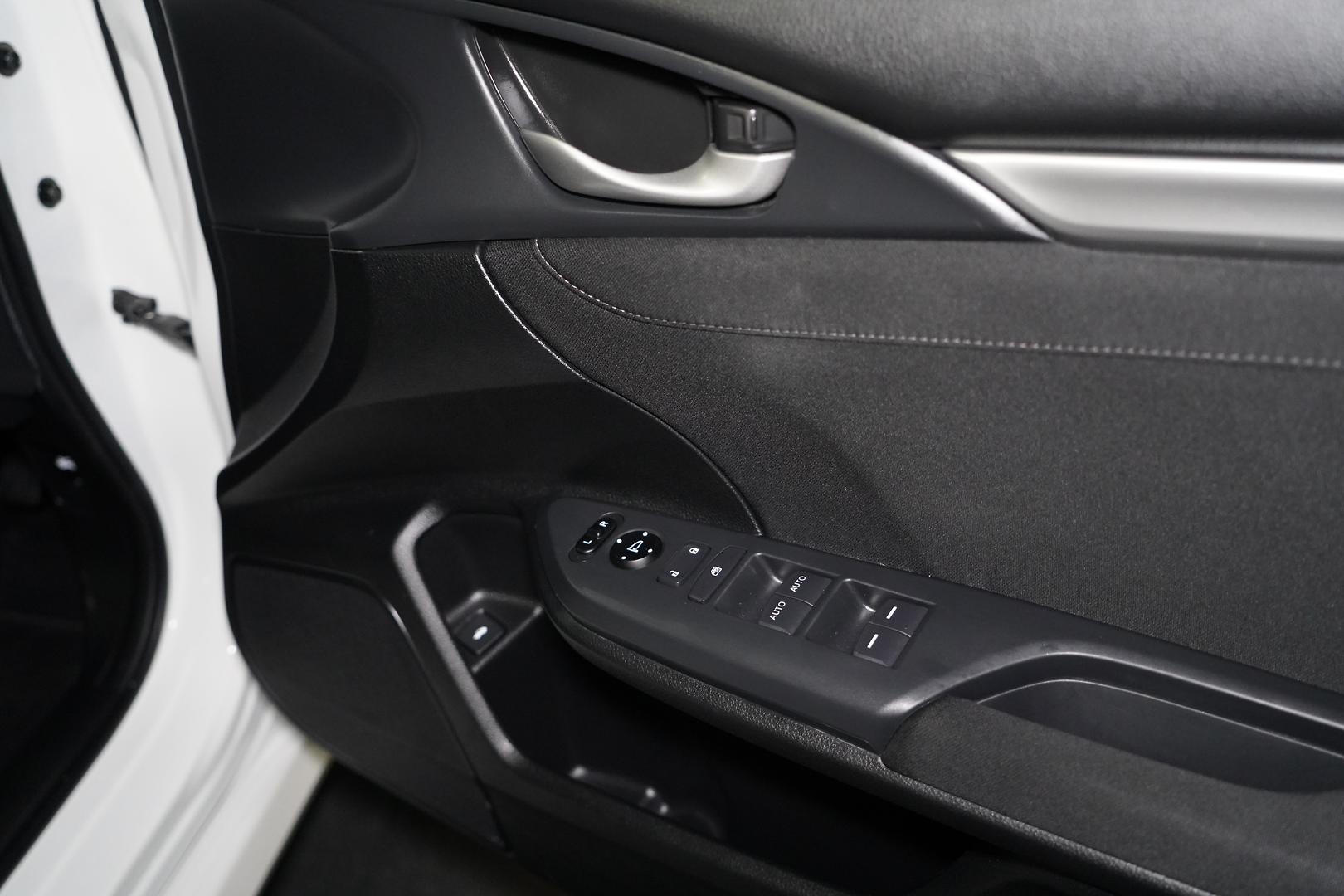2017 HONDA CIVIC MY16 VTi-S CONTINUOUS VARIABLE 4D SEDAN