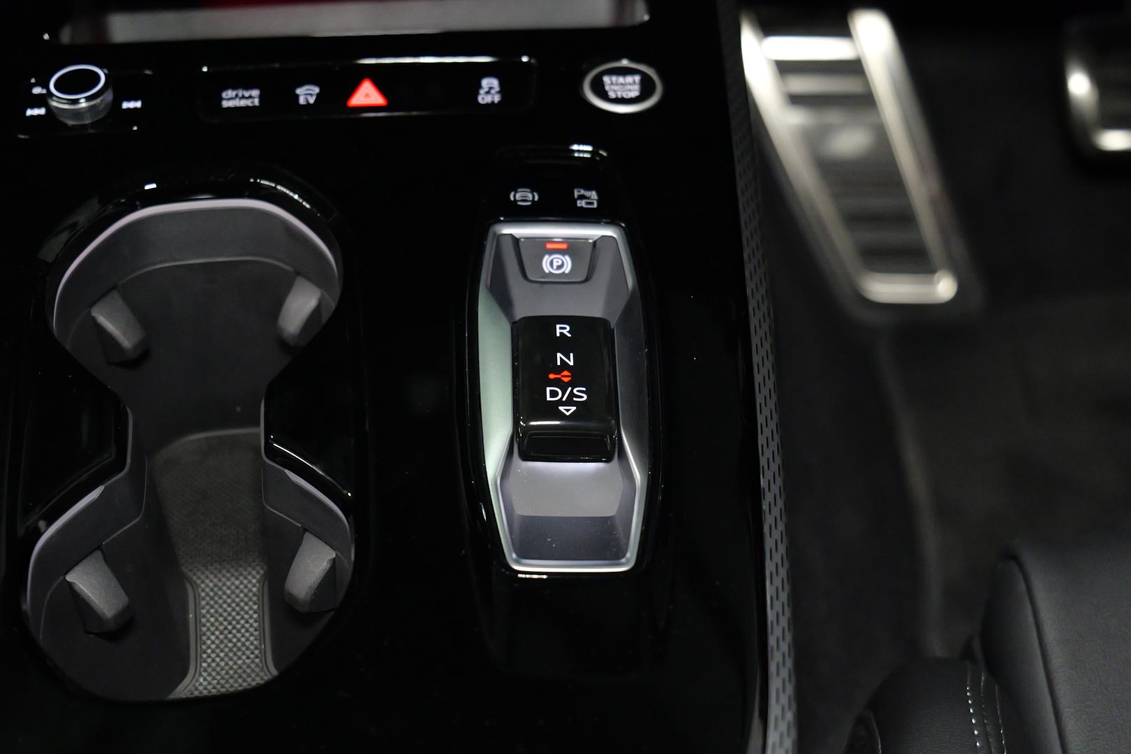 2025 AUDI A5 B10 E-HYBRID S-LINE AUTOMATIC 4D HATCHBACK
