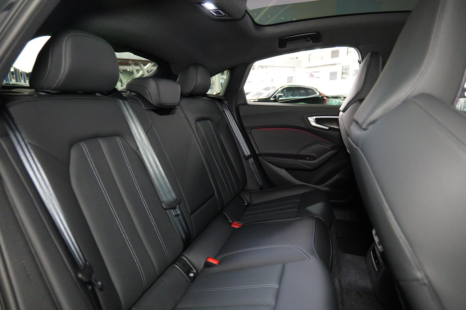 2025 AUDI A5 B10 E-HYBRID S-LINE AUTOMATIC 4D HATCHBACK