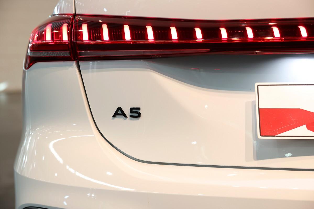 2025 AUDI A5 FU MY25 TFSI S LINE 7SP AUTO S-TRONIC DUAL CL 4D SEDAN