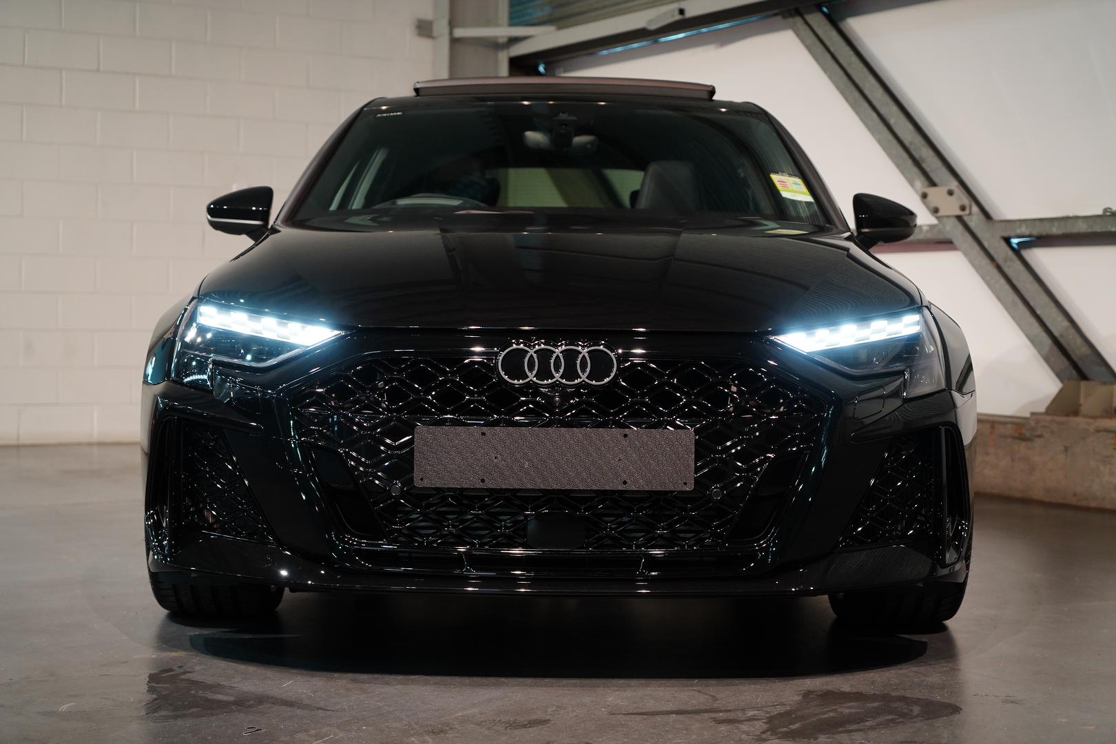 2025 AUDI RS 3 8Y MY24 2.5 TFSI S TRONIC 7 SP AUTO S-TRONIC 4D SEDAN