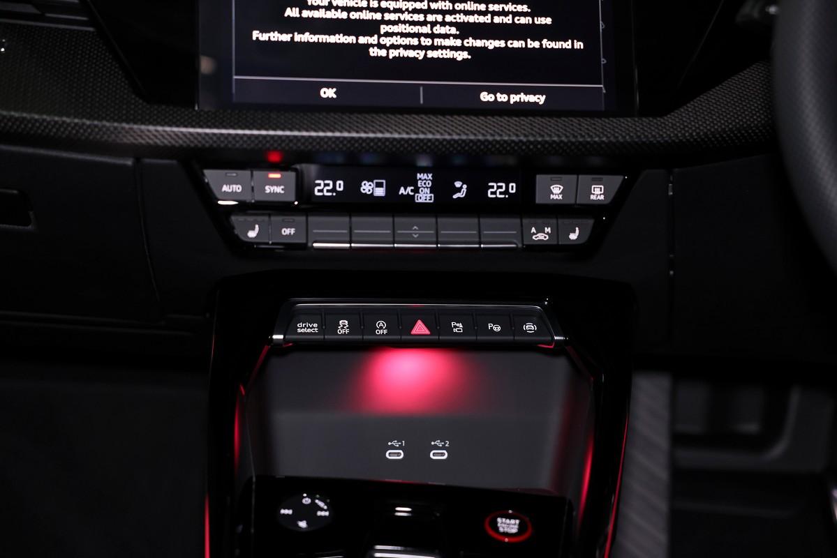 2025 AUDI RS 3 8Y MY25 2.5 TFSI S TRONIC 7 SP AUTO S-TRONIC 4D SPORTBACK