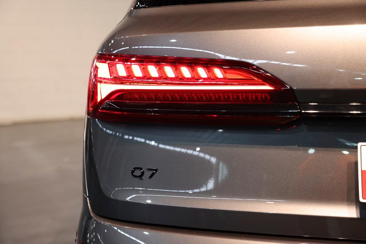 2025 AUDI Q7 4M MY25 45 TDI QUATTRO MHEV 8 SP AUTOMATIC TIPTRONIC 4D WAGON