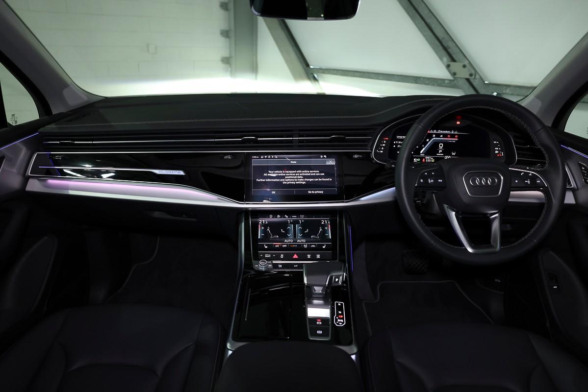 2025 AUDI Q7 4M MY25 45 TDI QUATTRO MHEV 8 SP AUTOMATIC TIPTRONIC 4D WAGON