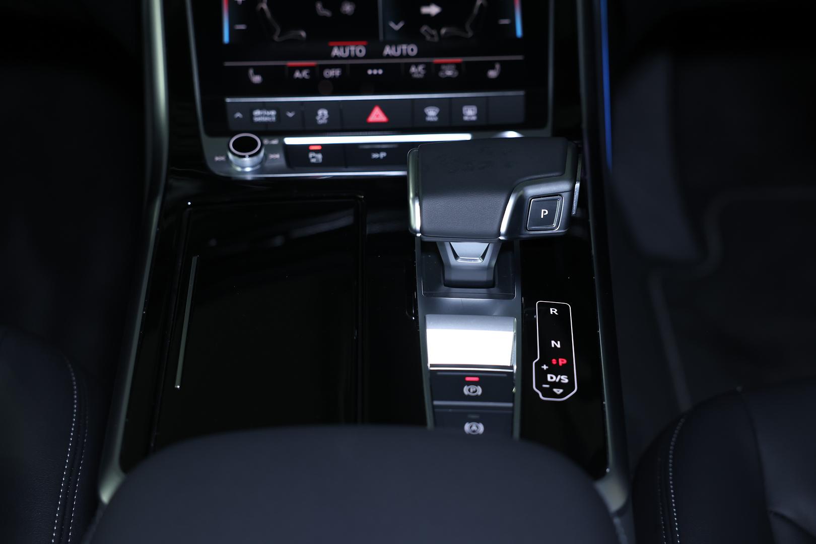 2025 AUDI Q7 4M MY25 45 TDI QUATTRO MHEV 8 SP AUTOMATIC TIPTRONIC 4D WAGON