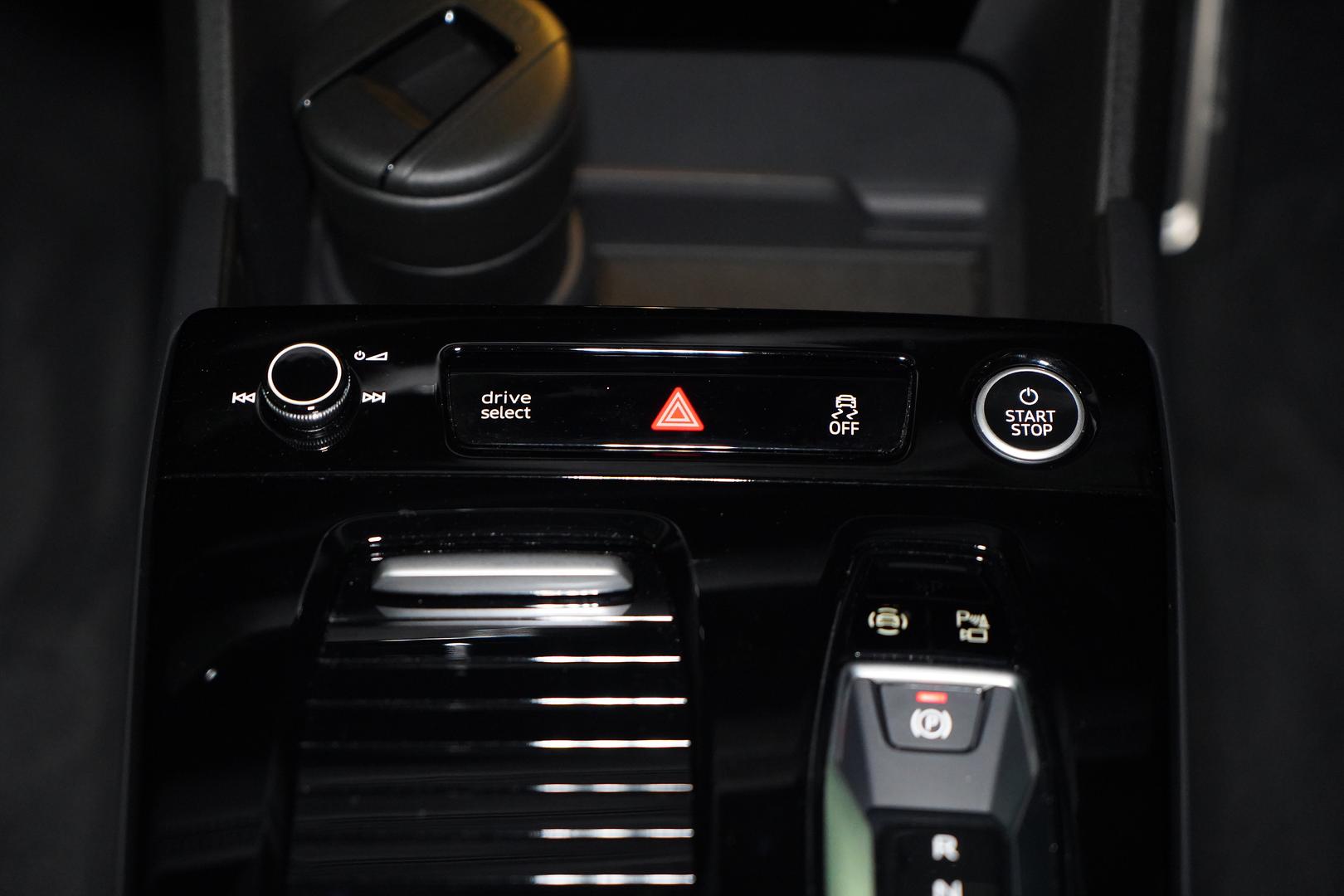 2025 AUDI Q6 MY25 e-tron 1 SP AUTOMATIC 5D WAGON