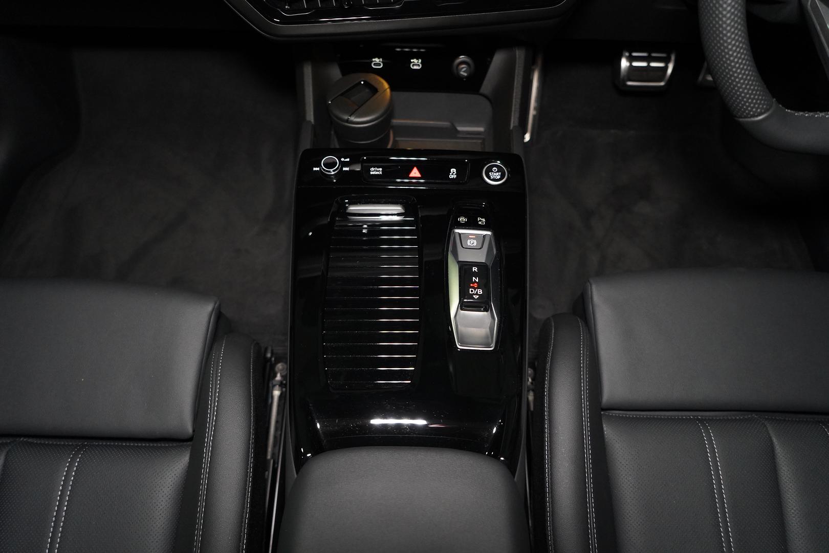 2025 AUDI Q6 MY25 e-tron 1 SP AUTOMATIC 5D WAGON