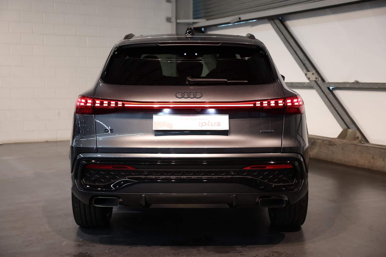 2025 AUDI Q5 GU MY25 E-HYBRID QUATTRO 270kW PHEV 7 SP AUTO S-TRONIC 4D SPORTBACK