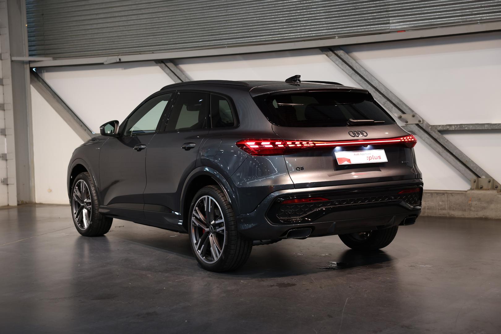 2025 AUDI Q5 GU MY25 E-HYBRID QUATTRO 270kW PHEV 7 SP AUTO S-TRONIC 4D SPORTBACK