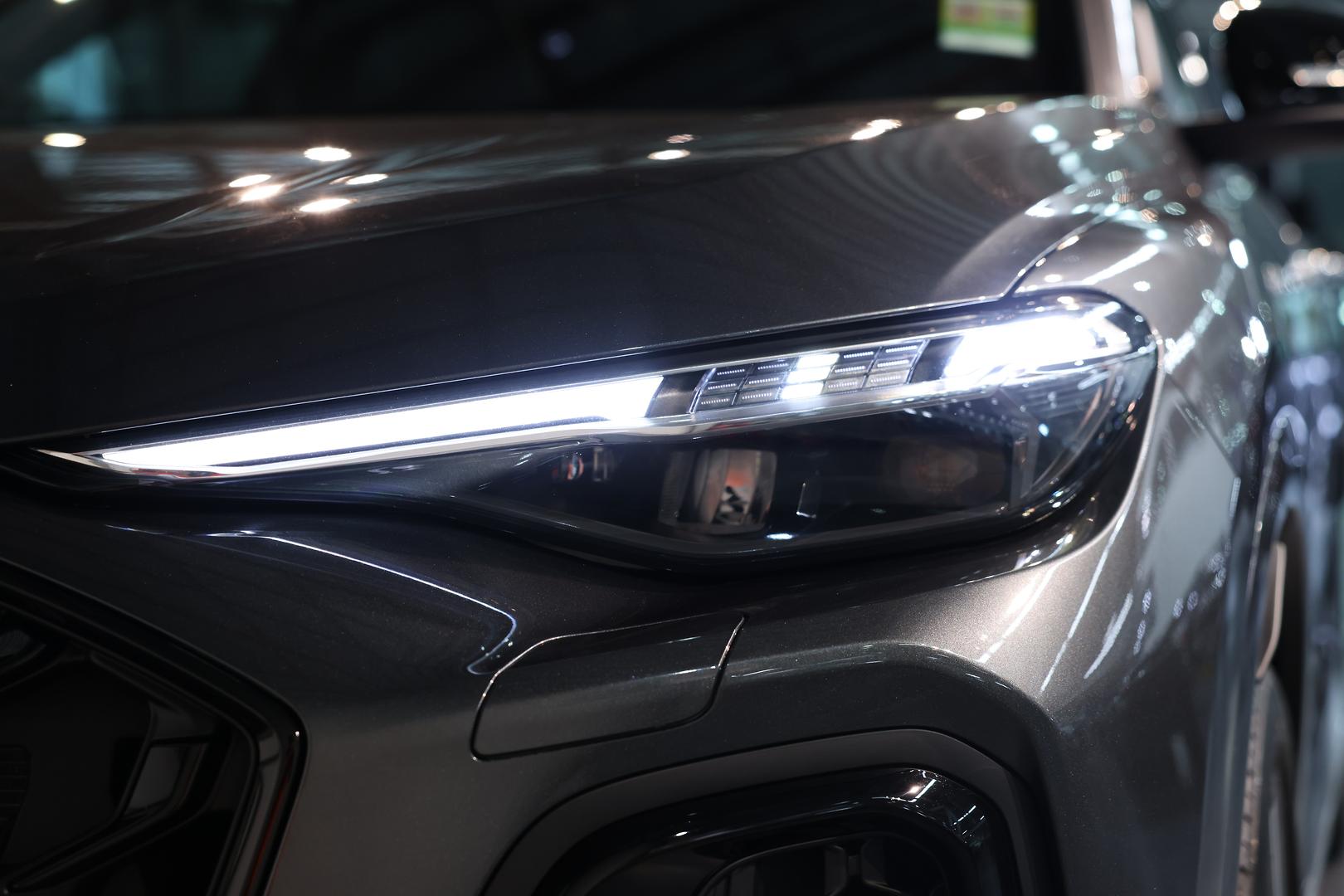 2025 AUDI Q5 GU MY25 E-HYBRID QUATTRO 270kW PHEV 7 SP AUTO S-TRONIC 4D SPORTBACK