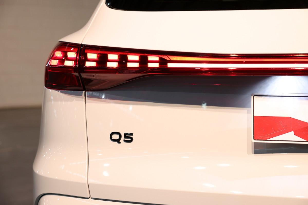 2025 AUDI Q5 FY-GU MY25 TFSI 150kW 7 SP AUTO S-TRONIC 4D WAGON