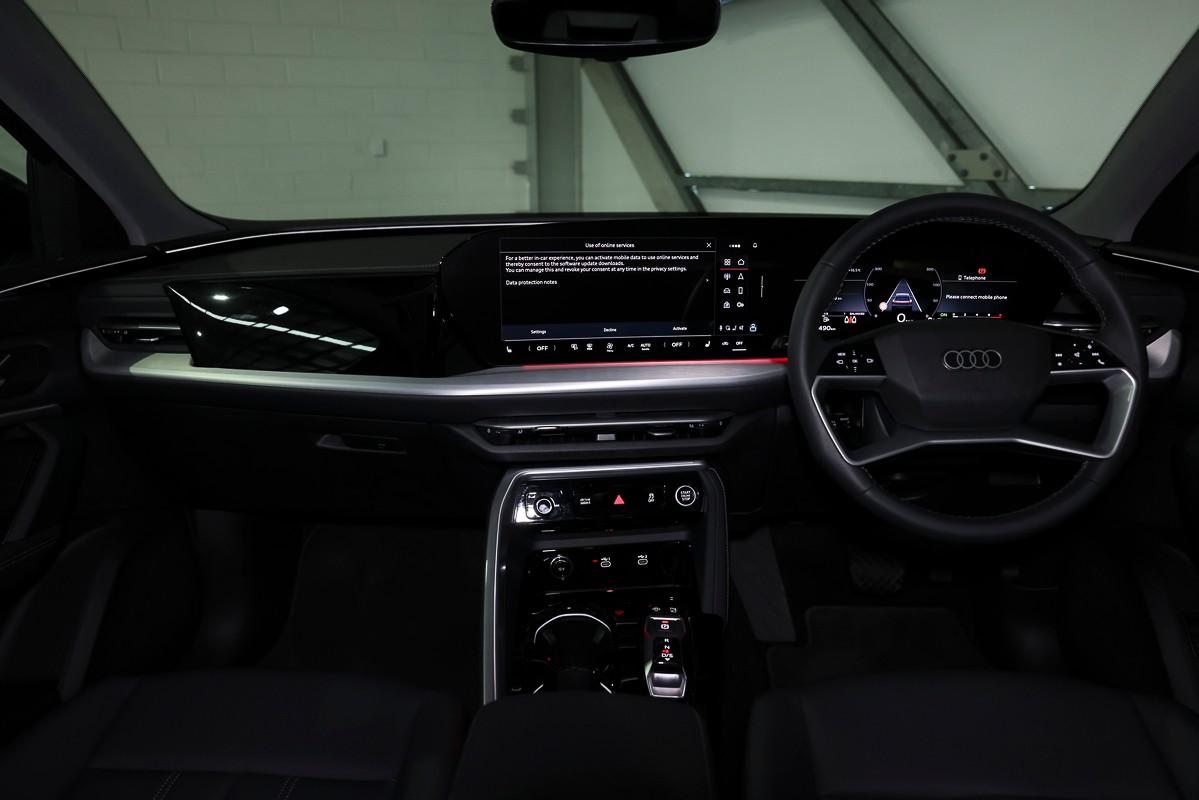 2025 AUDI Q5 FY-GU MY25 TFSI 150kW 7 SP AUTO S-TRONIC 4D WAGON